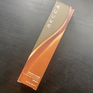 Becca Ultimate Coverage Foundation in Sienna